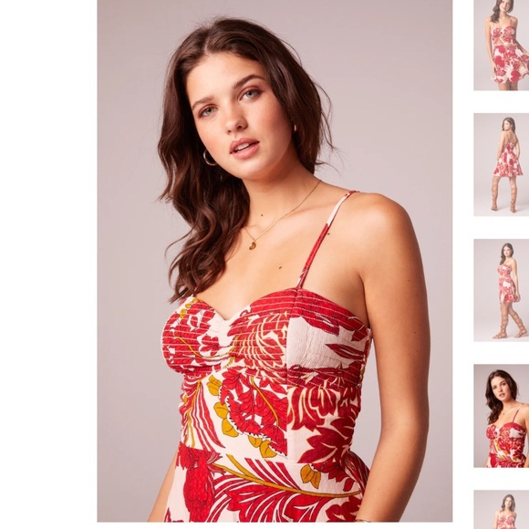 Band of Gypsies - DANCING QUEEN RED FLORAL MINI- XS - Picture 3 of 9